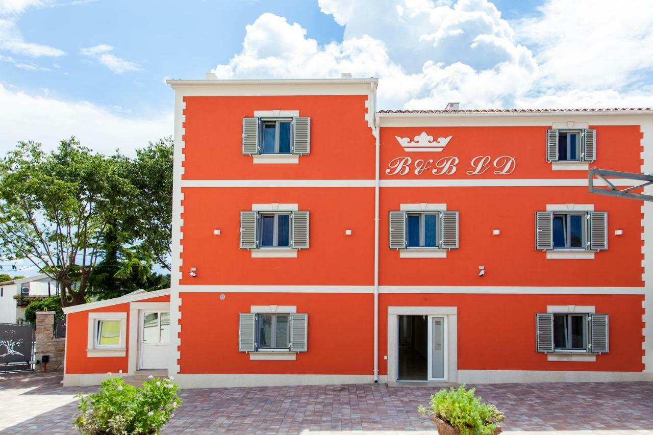 Bb-Ld Bed and Breakfast Pola Esterno foto